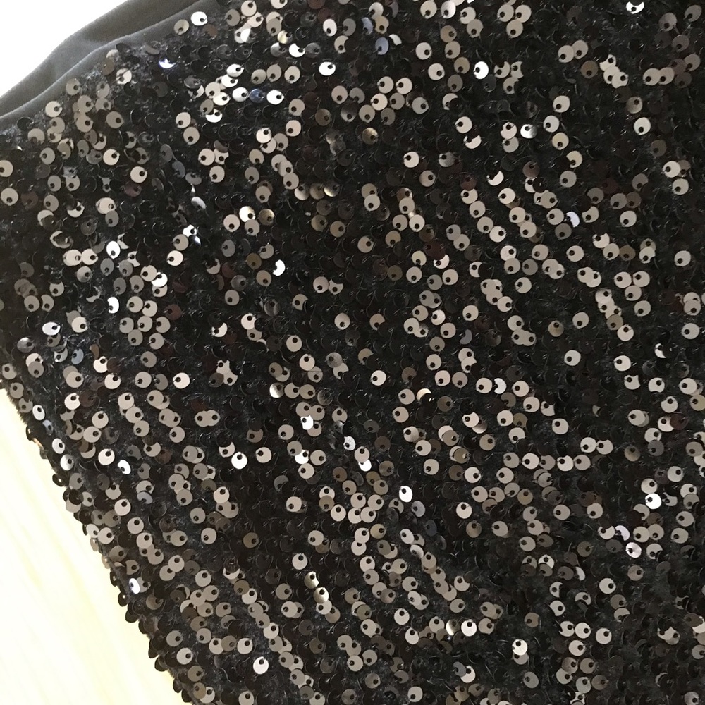 Dress - Picture 4 of 6